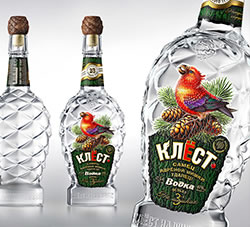 伏特加“КЛЁСТ”标签和瓶子设计
